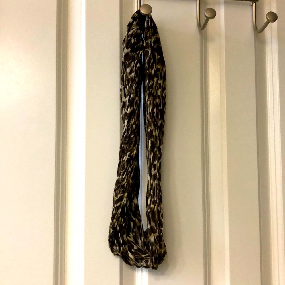 LOFT Cheetah Infinity Scarf